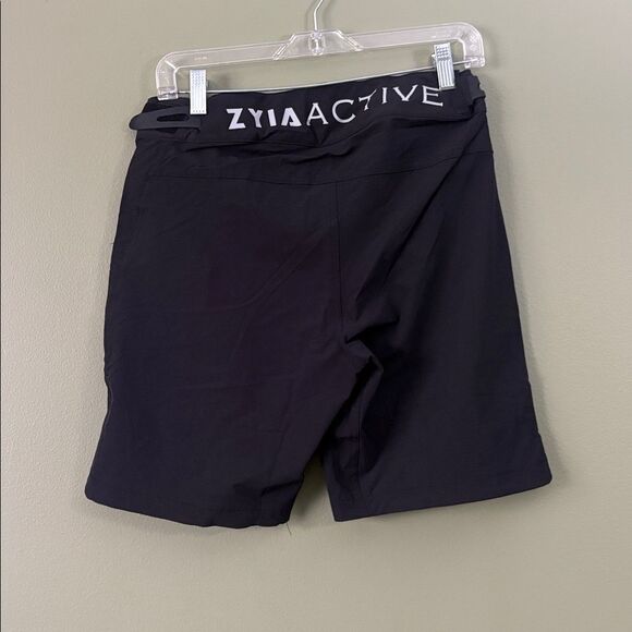 NWT Zyia Black Freeride Trail Mountain Bike Shorts Size M - Picture 3 of 5